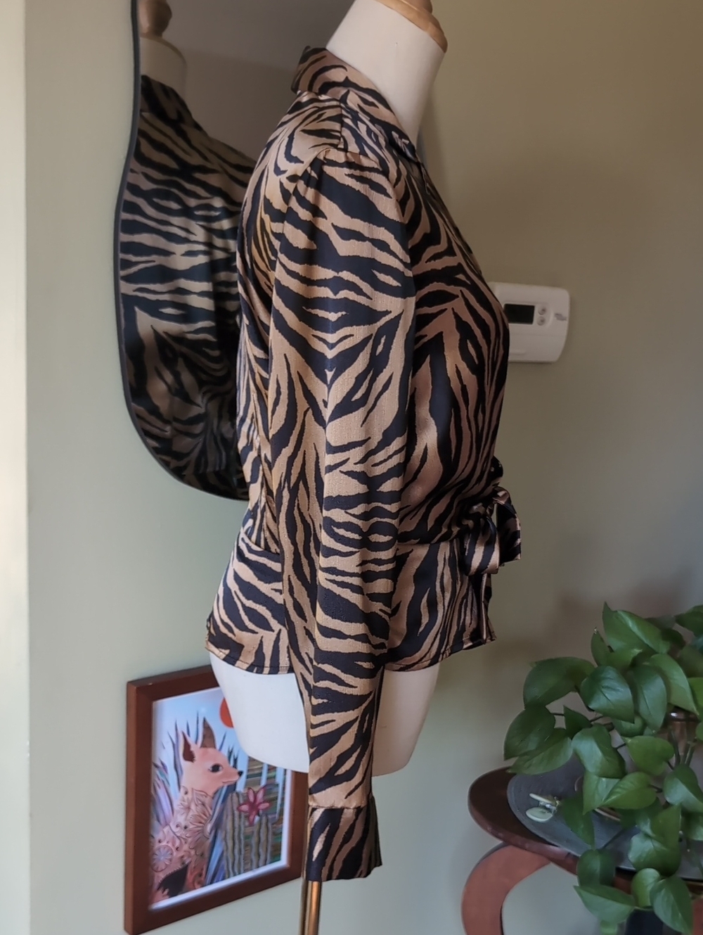 Jones New York Women's Size Small Animal Print Blouse - Picture 6 of 14